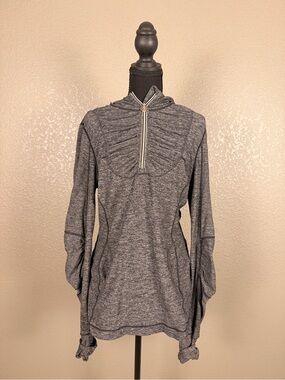 Luluemon Women's Heather Gray Quarter-Zip Pullover Hoodie With Extra Pocket